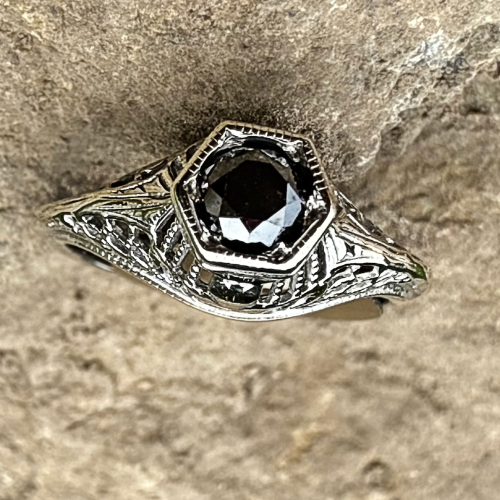 Elegant Black Diamond Filigree Ring Set In 14 Karat White Gold Intricate Design